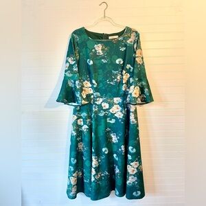 H.R. Homrain Floral Green Bell Sleeve Dress Women’s Size 2XL Holiday